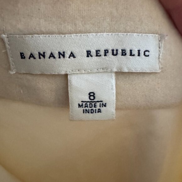 Banana Republic Embroidered A-Line Skirt – Size 8 – Fully Lined - Picture 3 of 4